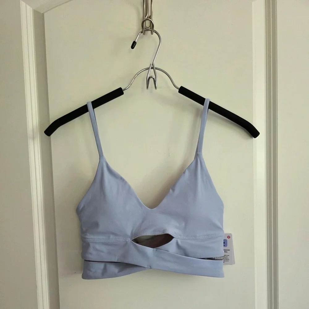 Lululemon V Neck Crossover Underband light blue linen color sports bra